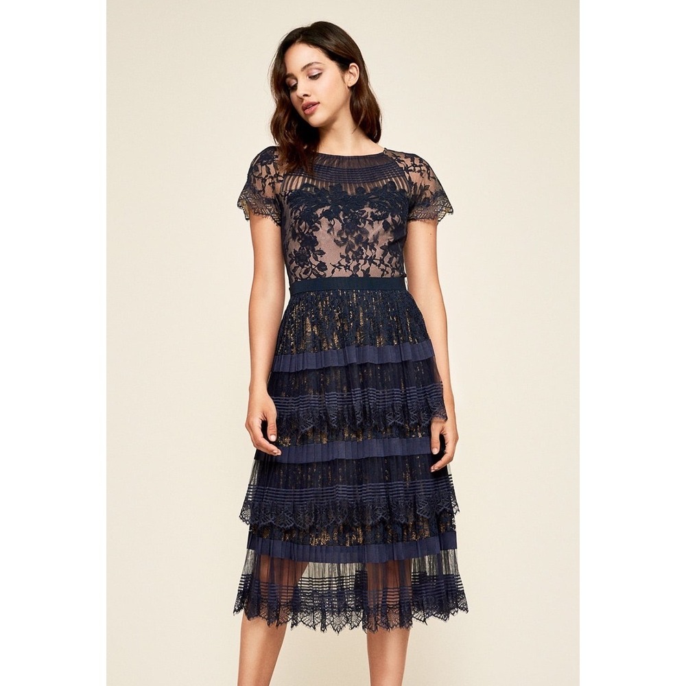 Tadashi Shoji Lace Tiered Gown Navy Blue Size 00‎ New Without Tags